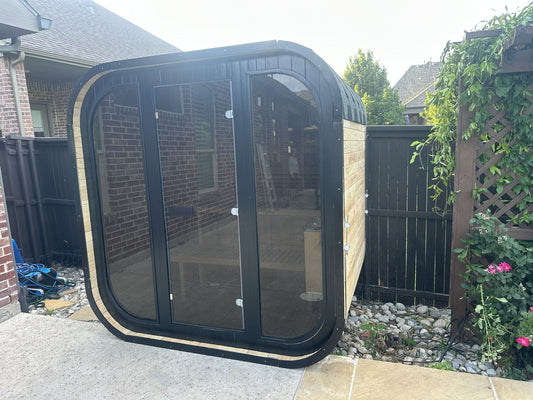 Medium Outdoor Finnish Sauna