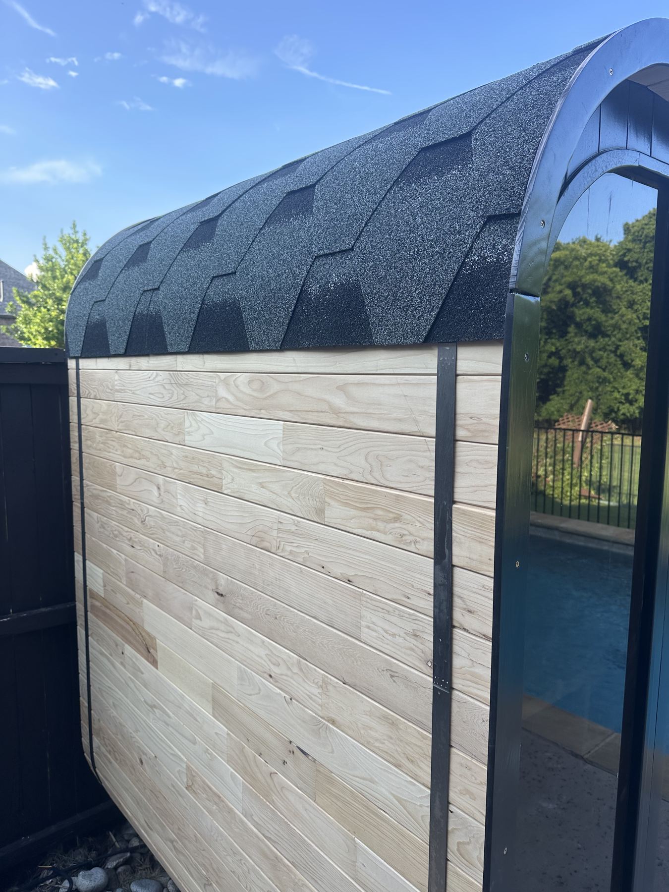Hexagonal shingles on the finished roof
